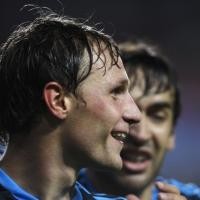 Lyon Imbang, Schalke Posisi Teratas