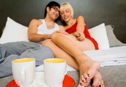 Pagi Hari Waktu Terbaik untuk Berhubungan Intim