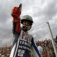 Di Balik Sukses Lorenzo Jadi Juara Dunia