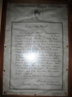 AMANAT UNTUK BANGSA INDONESIA