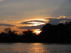 Membelah  Sungai Kapuas
