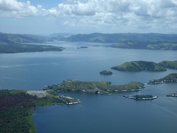 Di Atas Pelangi Menuju Sentani