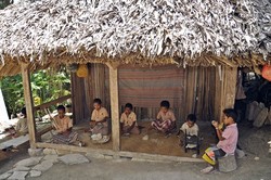 Keunikan Tersendiri yang di Dapat Pada Kain Mau dan Tias