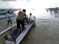 Sewa Kapal Penyebrangan ke Pulau Satonda