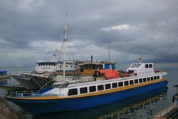 Kapal Cepat Dito Tomia