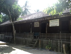 Longhouse Taman Jamrud
