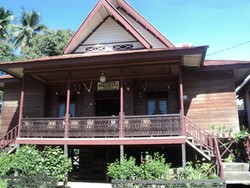 Penginapan Polewali, Long Bagun