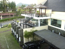 Bintang Hotel, Tawangmangu