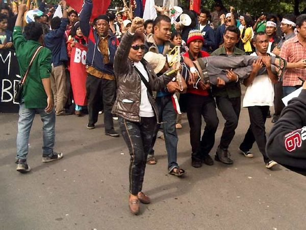 Demo Peringatan Hari Anti Korupsi di KPK