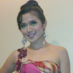 Jessica Iskandar: Irfan Bachdim Good Looking