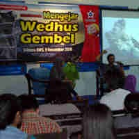 Kisah Mengejar Wedhus Gembel dengan Kondom