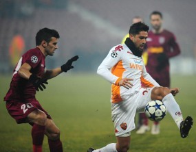 Roma Melaju ke Fase Knock-out