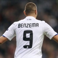 Benzema Sejajar dengan Ronaldo & Raul