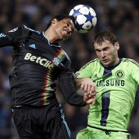 Brandao Hentikan Keperkasaan Chelsea 