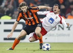 Shakhtar Lolos Sebagai Juara Grup