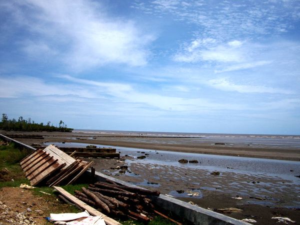 Jalan Jalan Siang di Siberut Jalan Jalan Siang di Siberut