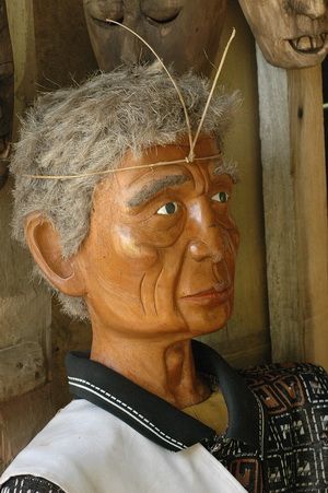 KERAJINAN TANA TORAJA