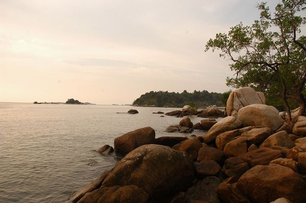 Pantai Pulau Karimun Besar, Riau