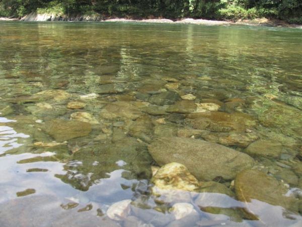 Daya Tarik Sungai Embaloh