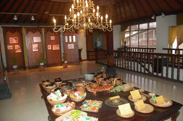 Museum Jamu Nyonya Meneer,Pertama di Indonesia dan Dunia 