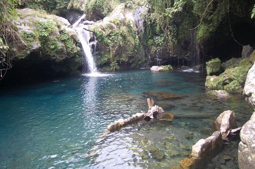 Rileksasi Pikiran di Telaga Sunyi 