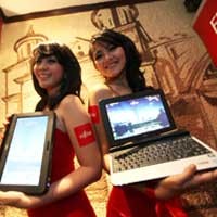 Fujitsu Hadirkan Tablet PC 4 Titik Sentuh
