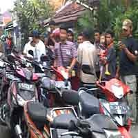 Polisi Sita 29 Motor dari Rumah di Jalan Pucang Sewu