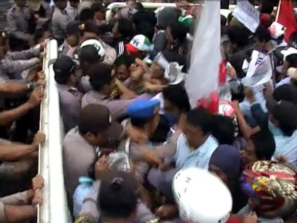 Unjuk Rasa Hari HAM di Jombang Ricuh