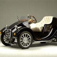 Mobil Listrik Berpenampilan Jadul