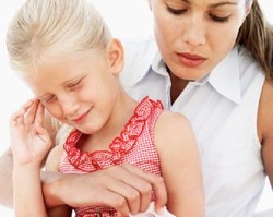 Cara Tepat Mengatasi Rengekan Si Kecil 