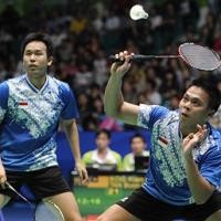 Taufik dan Kido/Hendra Tembus Final