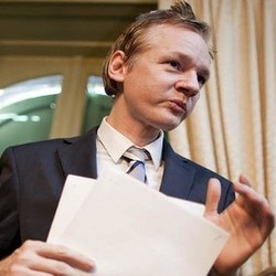 Assange: Pentagon akan Tuntut Saya dengan Tuduhan Spionase