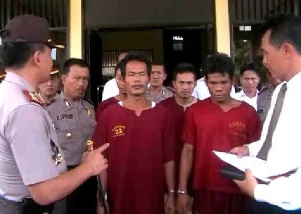 Sindikat Pencurian Kabel Telepon Dibekuk