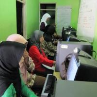  Pelatihan Komputer Bekali Keluarga TKI 