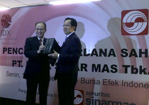 Bank Sinarmas Melantai di Bursa
