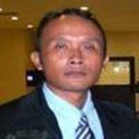 Monarki vs Demokrasi