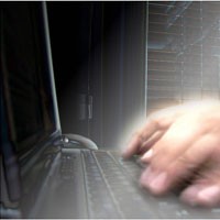 Hacker Umbar Password Pejabat Gawker