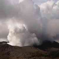 Abu Bromo Guyur 14 Kecamatan di Lumajang 