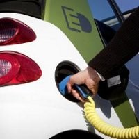 Inggris Beri Diskon Rp 71 Juta Mobil Hijau