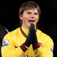 Arshavin: MU Lebih Beruntung
