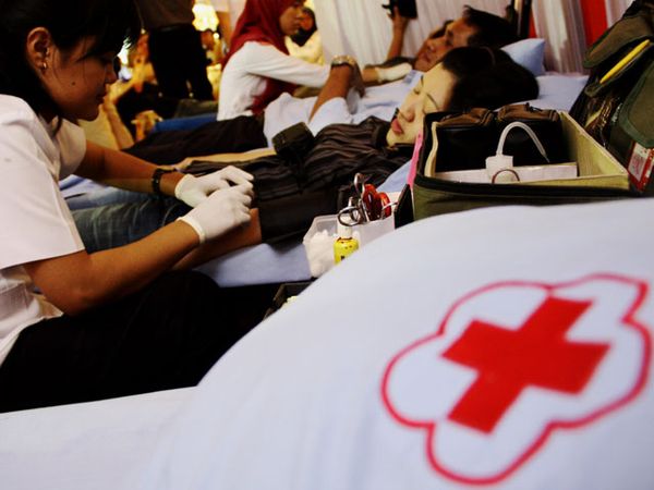 PMI Buka Donor Darah di 100 Mall