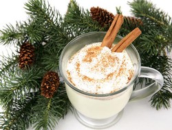 Slruup..Hangat Gurih Eggnog