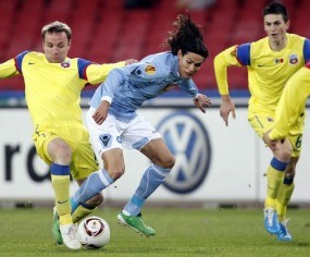 Napoli Temani Liverpool ke Babak Knock Out