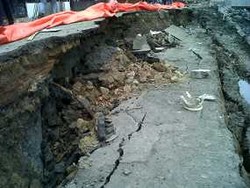 Pemda DKI Masih Investigasi Penyebab Ambrolnya Jalan Petojo