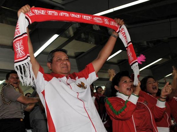 SBY Nonton Semifinal Indonesia-Filipina