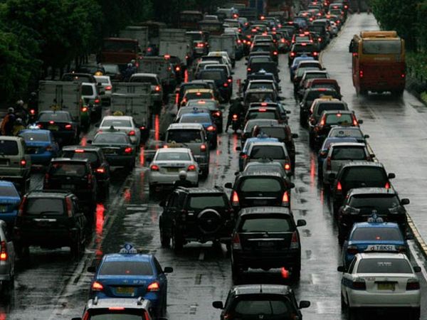 Padat Merayap di Jelang Akhir Pekan