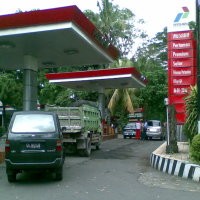 Premium Dibatasi, Pemerintah Waspadai Plat Kuning Timbun BBM