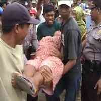 Demo Pembangunan Tol Mojokerto-Kertosono, Warga Pingsan