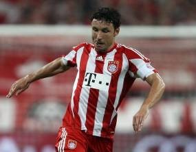 Spurs dan City Berebut Van Bommel