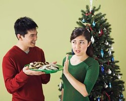 5 Cara Menghindari Kenaikan Berat Badan Saat Liburan